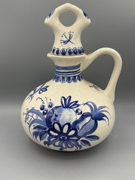 Arabia, harvinainen k&auml;sinmaalattu karahvi