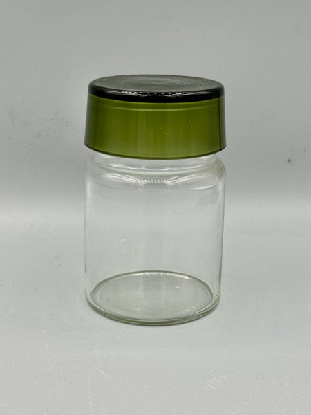 Nuutaj&auml;rvi, Saara Hopea, Maustepurkki, vihre&auml; kansi.