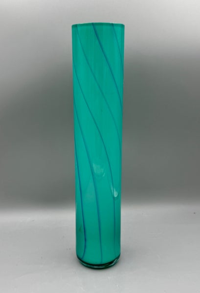 Kaunis Vintage maljakko, Turkoosia lasia.